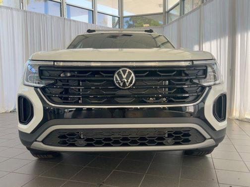 2026 Volkswagen Atlas Cross Sport 2.0T SE