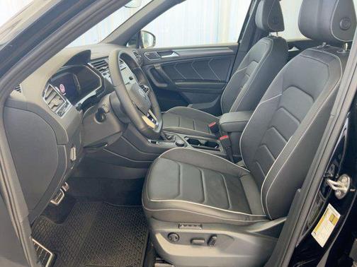 2023 Volkswagen Tiguan 2.0T SEL R-Line 4MOTION