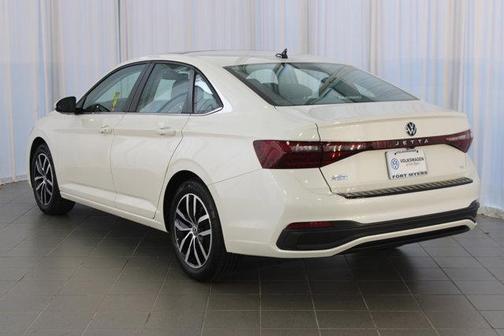 2025 Volkswagen Jetta 1.4T SE