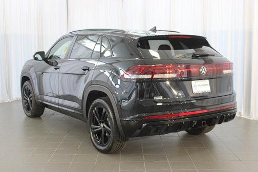 2025 Volkswagen Atlas Cross Sport 2.0T SEL