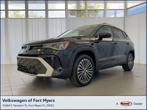 2026 Volkswagen Taos SE