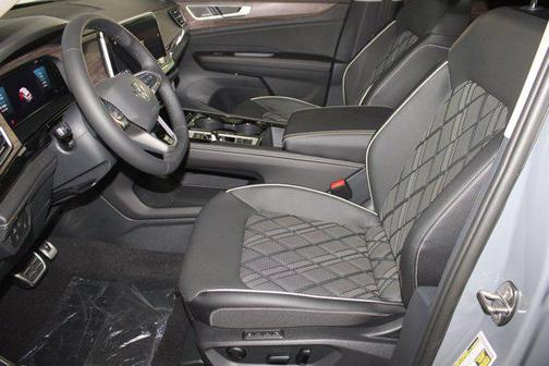 2026 Volkswagen Atlas 2.0T SEL Premium R-Line 4MOTION