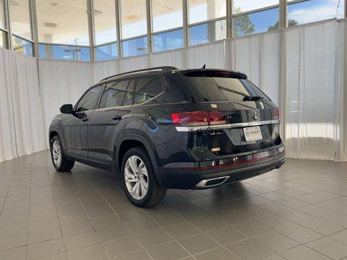 2021 Volkswagen Atlas 3.6L SE w/Technology