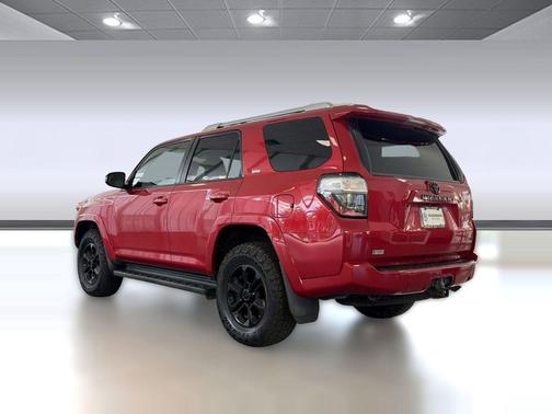 Barcelona Red Metallic 2015 Toyota 4Runner SR5