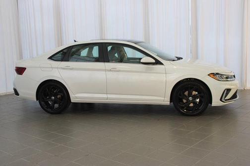 2025 Volkswagen Jetta 1.4T SE