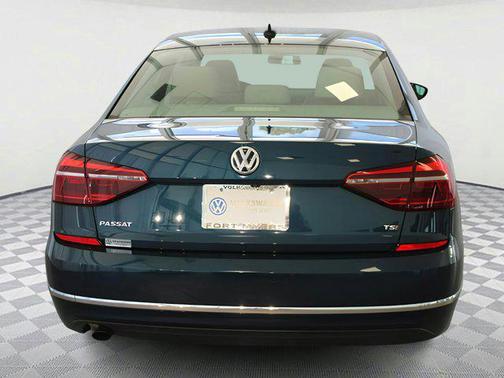 2019 Volkswagen Passat 2.0T Wolfsburg Edition