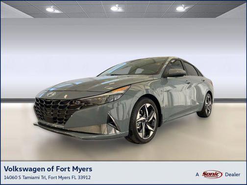 2023 Hyundai ELANTRA Limited