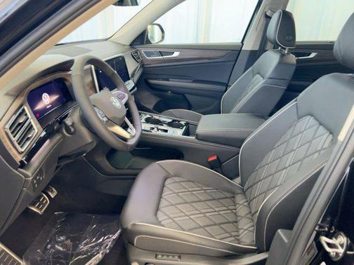 2026 Volkswagen Atlas 2.0T SEL Premium R-Line 4MOTION