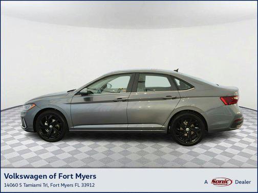 2025 Volkswagen Jetta 1.4T SE