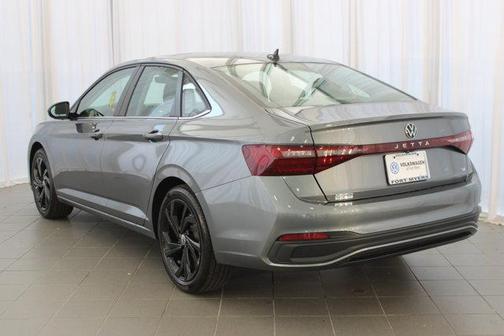 2025 Volkswagen Jetta 1.4T SE