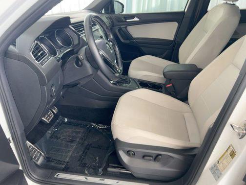 2020 Volkswagen Tiguan 2.0T SE R-Line Black