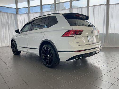 2020 Volkswagen Tiguan 2.0T SE R-Line Black
