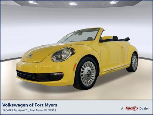 2015 Volkswagen Beetle Auto 1.8T w/Tech