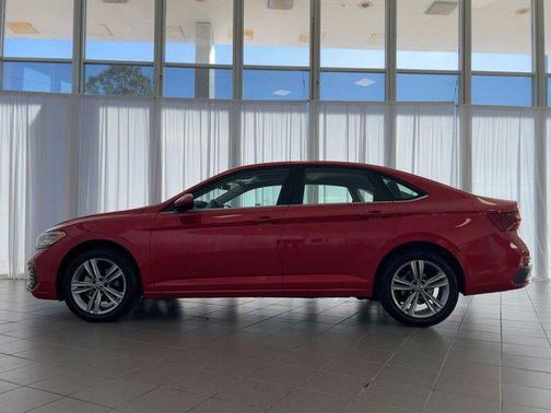 2022 Volkswagen Jetta 1.5T SE