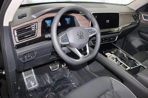 2026 Volkswagen Atlas 2.0T SEL Premium R-Line 4MOTION