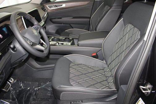 2026 Volkswagen Atlas 2.0T SEL Premium R-Line 4MOTION