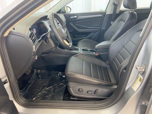 2022 Volkswagen Jetta 1.5T SE