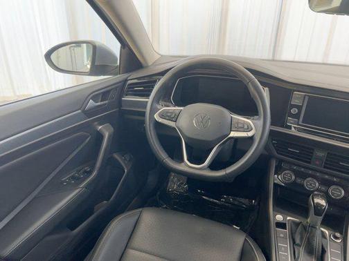 2022 Volkswagen Jetta 1.5T SE