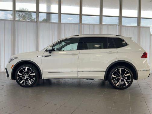 2024 Volkswagen Tiguan 2.0T SEL R-Line 4MOTION