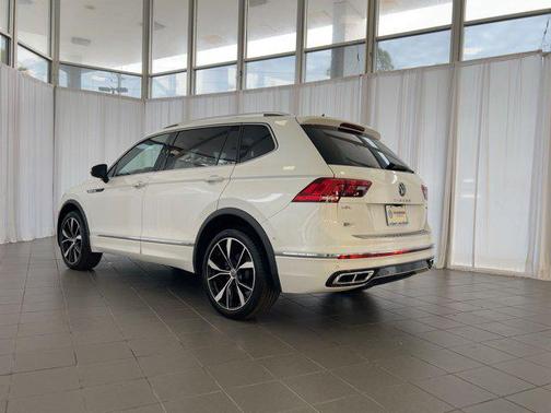 2024 Volkswagen Tiguan 2.0T SEL R-Line 4MOTION
