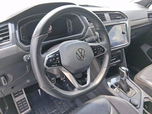 2024 Volkswagen Tiguan 2.0T SEL R-Line 4MOTION
