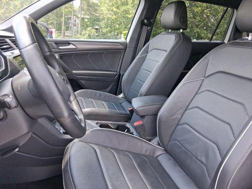 2024 Volkswagen Tiguan 2.0T SEL R-Line 4MOTION