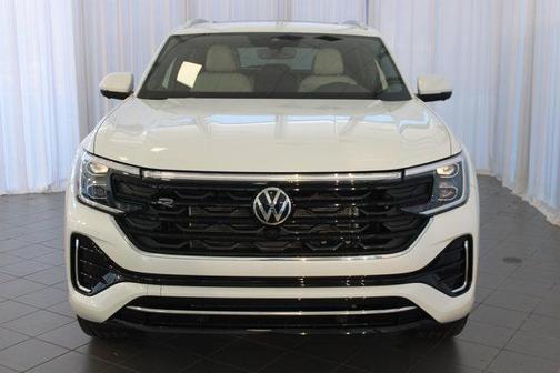 2025 Volkswagen Atlas Cross Sport 2.0T SEL Premium