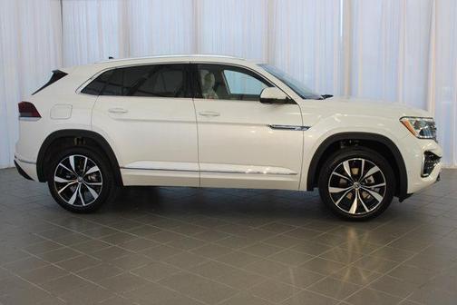2025 Volkswagen Atlas Cross Sport 2.0T SEL Premium