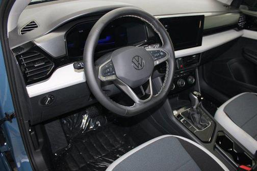 2025 Volkswagen Taos S