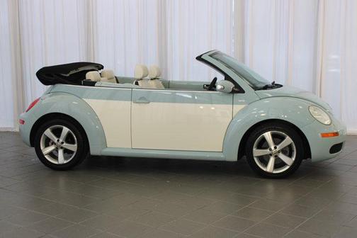 2010 Volkswagen New Beetle 2.5L