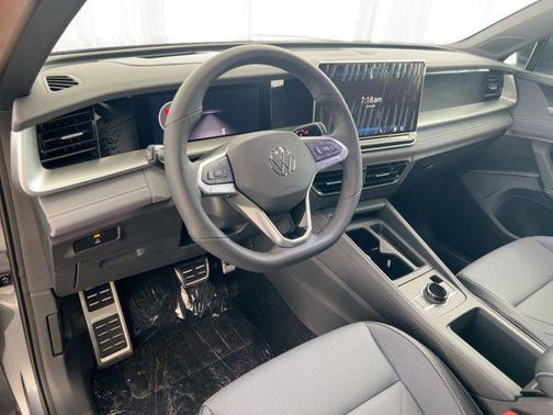 2026 Volkswagen Tiguan 2.0T SE R-Line Black 4MOTION