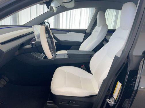 2026 Tesla Model Y Premium All-Wheel Drive