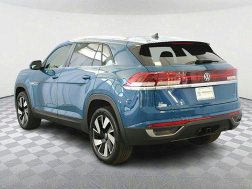 2025 Volkswagen Atlas Cross Sport 2.0T SE w/Technology 4MOTION