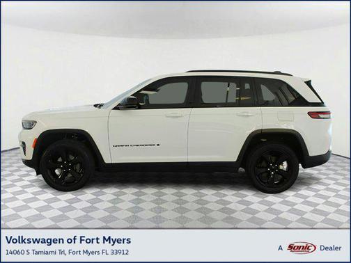 2023 Jeep Grand Cherokee Altitude