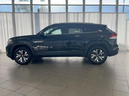 2026 Volkswagen Atlas Cross Sport 2.0T SE
