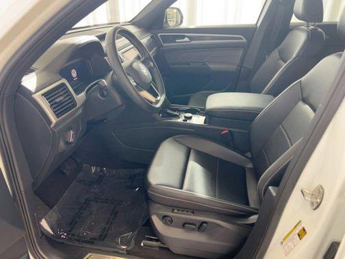 2022 Volkswagen Atlas Cross Sport 2.0T SEL