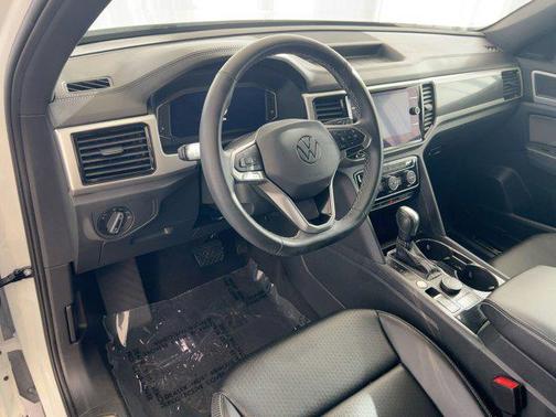 2022 Volkswagen Atlas Cross Sport 2.0T SEL