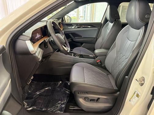 sandstone 2026 Volkswagen Tiguan 2.0T SEL R-Line 4MOTION