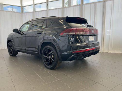 2026 Volkswagen Atlas Cross Sport 2.0T SEL