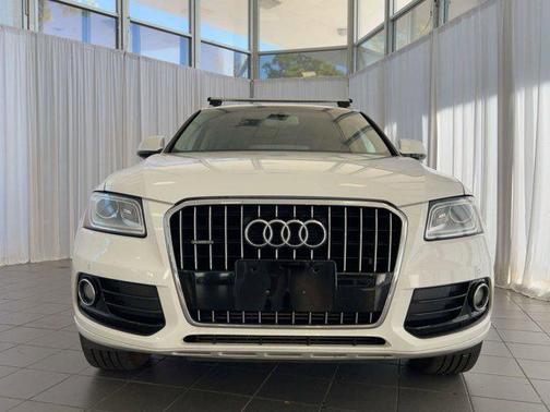 White 2016 Audi Q5 2.0T Premium Plus
