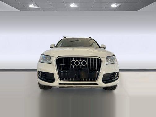 White 2016 Audi Q5 2.0T Premium Plus