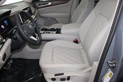 2026 Volkswagen Atlas 2.0T SEL Premium R-Line 4MOTION