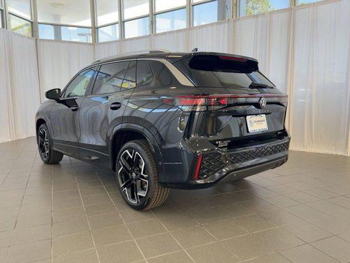 2026 Volkswagen Tiguan 2.0T SEL R-Line 4MOTION