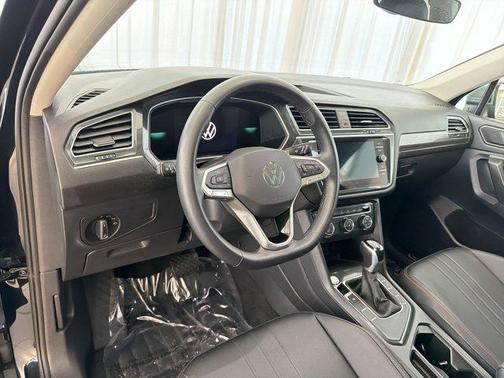 2024 Volkswagen Tiguan 2.0T Wolfsburg Edition