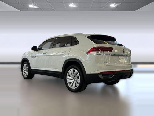 Pure White 2023 Volkswagen Atlas Cross Sport 3.6L V6 SE w/Technology
