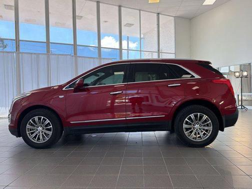 Red Horizon Tintcoat 2019 Cadillac XT5 Luxury