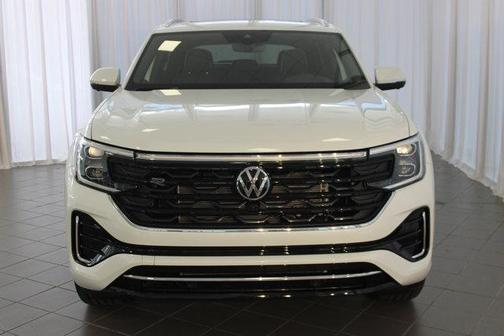 2025 Volkswagen Atlas Cross Sport 2.0T SEL Premium