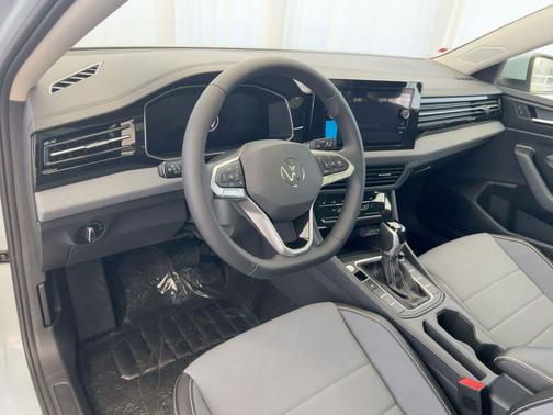 Monument Gray 2026 Volkswagen Jetta 1.4T SE