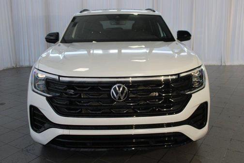 2026 Volkswagen Atlas Cross Sport 2.0T SEL