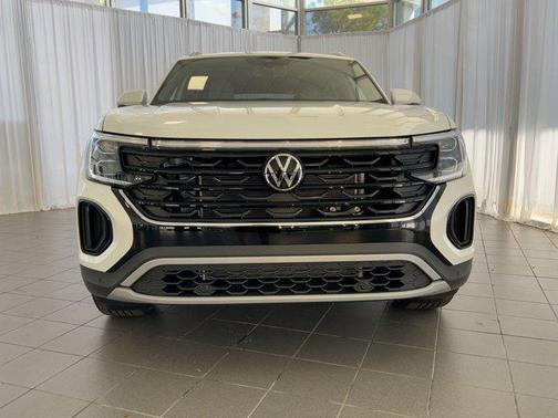 2026 Volkswagen Atlas Cross Sport 2.0T SEL